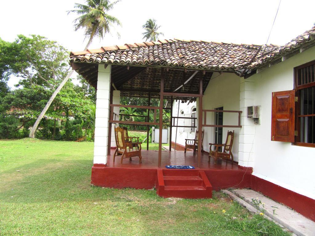 The Colonial Villa Midigama East Dış mekan fotoğraf